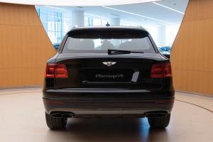 Bentley Bentayga V8 Design Series 2020 года  (UAE)